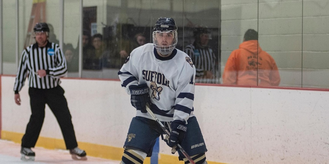 Men’s Hockey to Battle at UMass Boston, Babson this Weekend