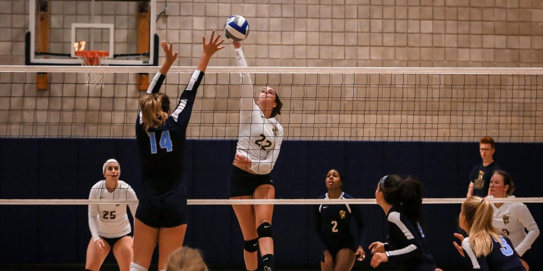 Volleyball Falls to Manhattanville in Straight Sets