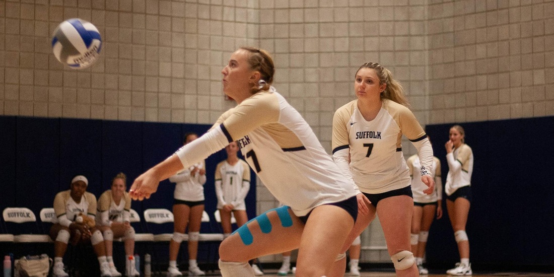 Volleyball Defeats Western New England, 3-1