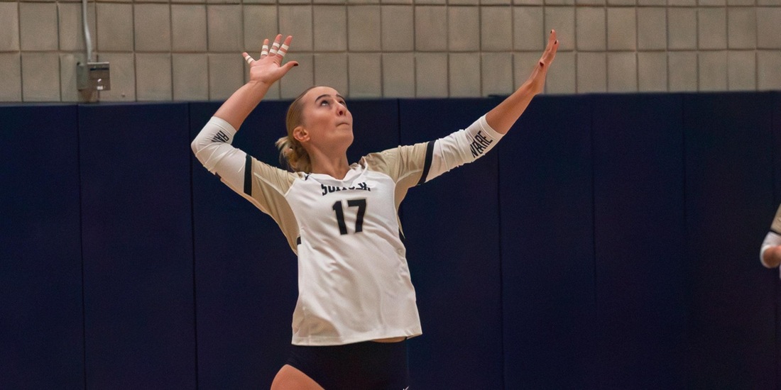 Volleyball’s Win Streak Ends in Four Sets Against Eastern Nazarene