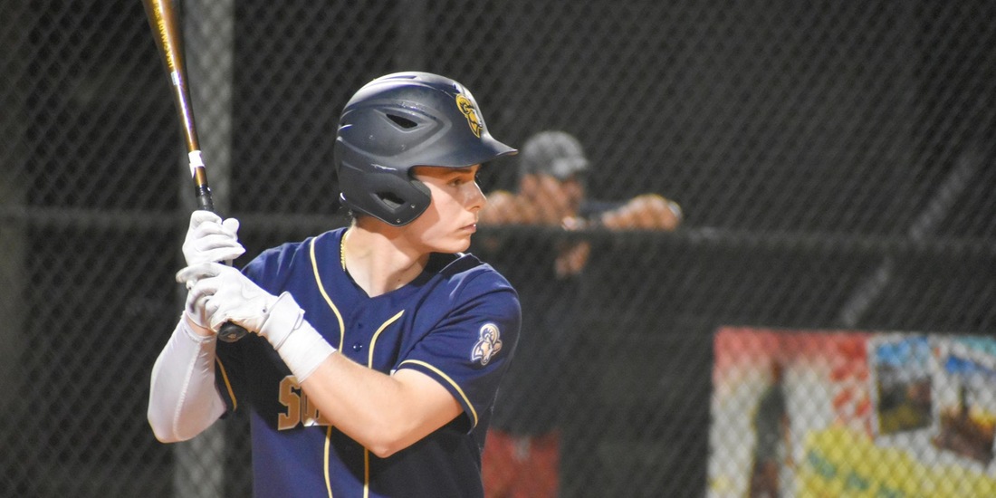 Baseball Tops Wentworth in Game 2, 7-3