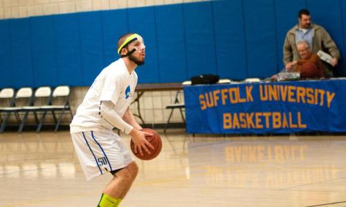 Torres Paces Offense in 100-76 Men's Basketball Victory
