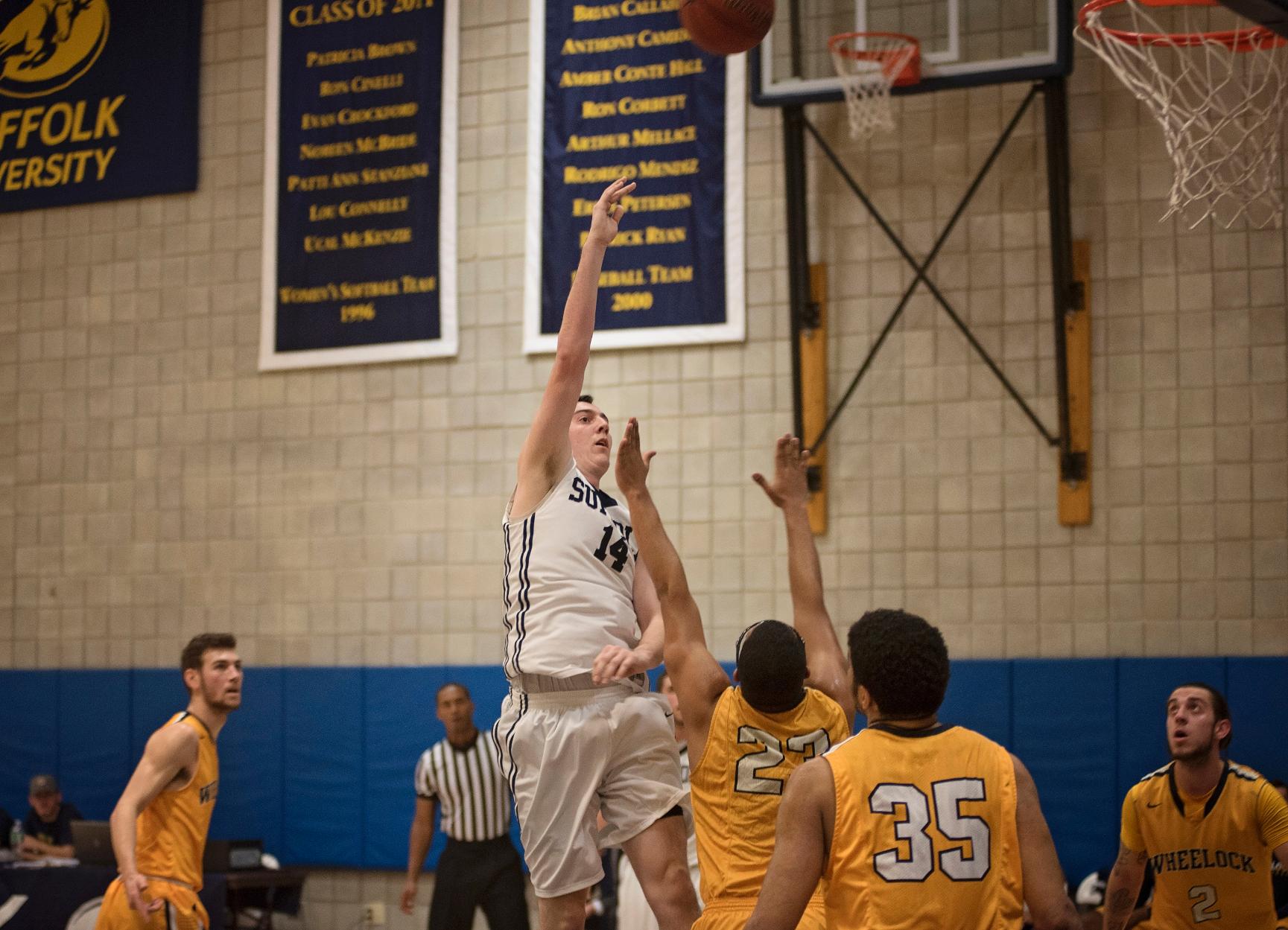 Men’s Basketball Downs Norwich, 61-52, For First GNAC Victory