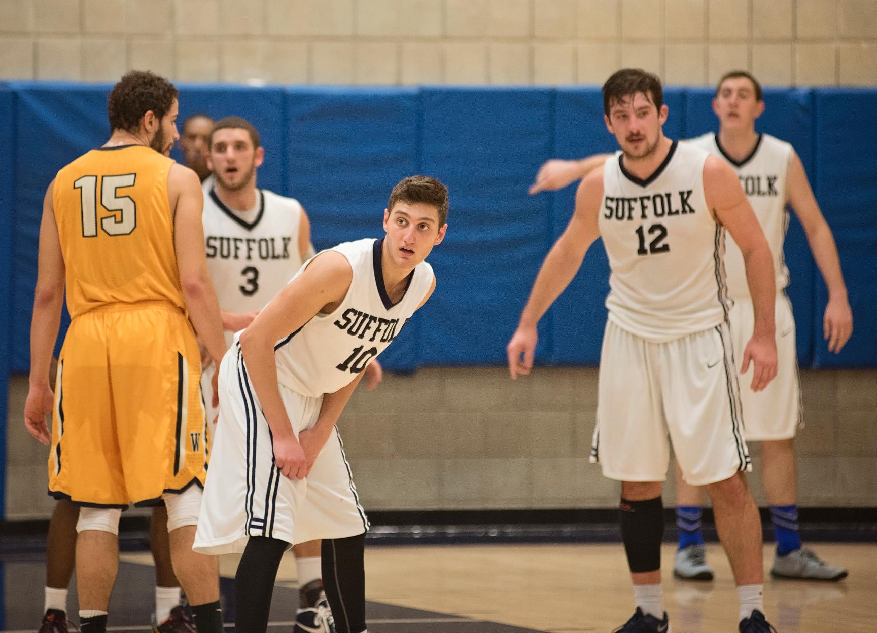 Men’s Basketball Clashes at Lasell in Regular-Season Finale