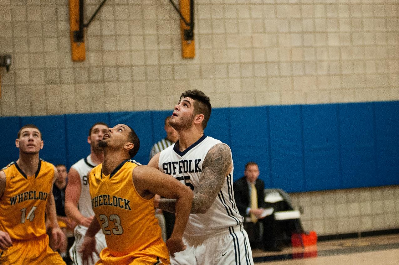 Men’s Basketball Wraps up Road Swing at New England College Sunday