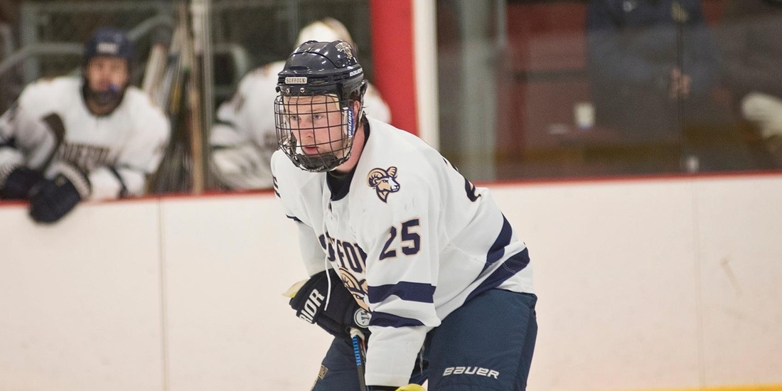 Men’s Hockey Looks to Sweep Series with WNE in Rematch Saturday