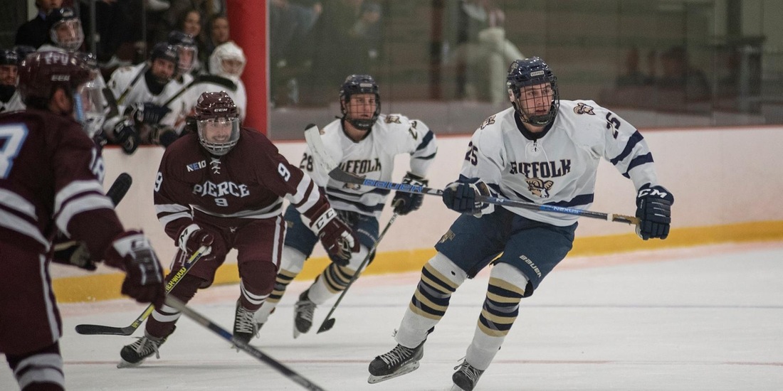 Men’s Hockey Slips to Southern Maine in OT, 2-1