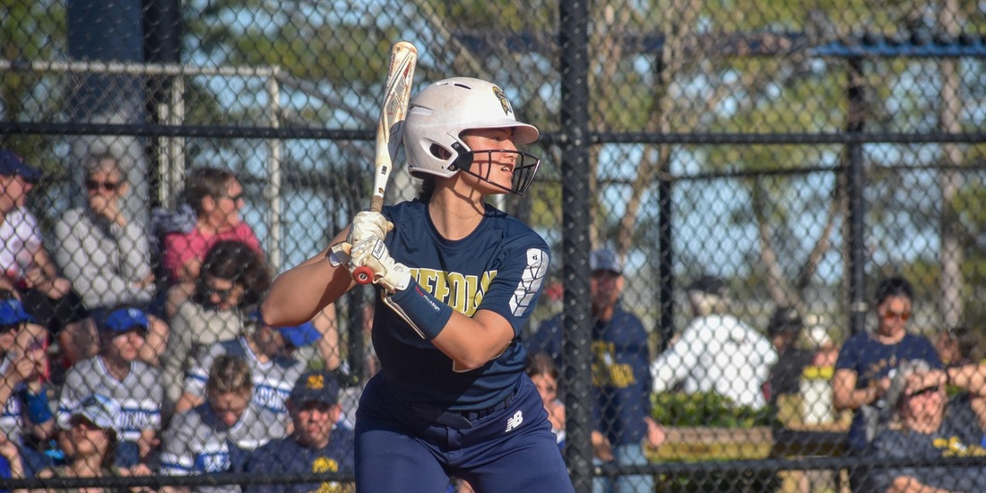 Softball Secures Sweep, Downs Salem State in Game 2, 9-6