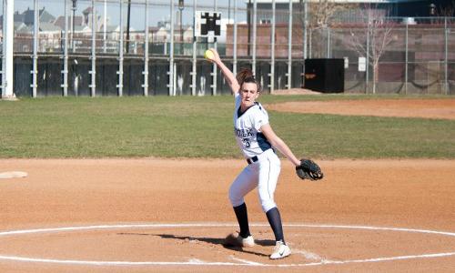 Chasse Guides Softball To Split