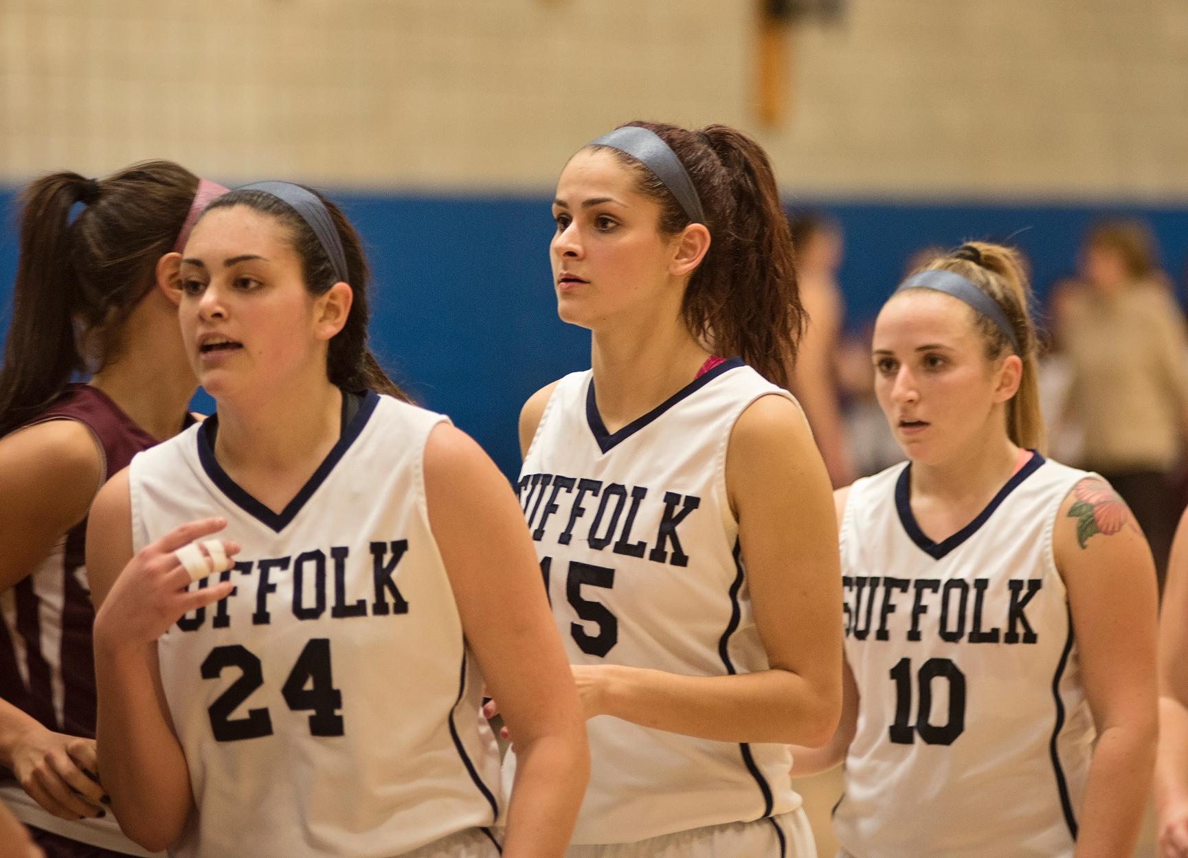 Women’s Basketball Looks for Fourth Straight Win at Curry Tuesday