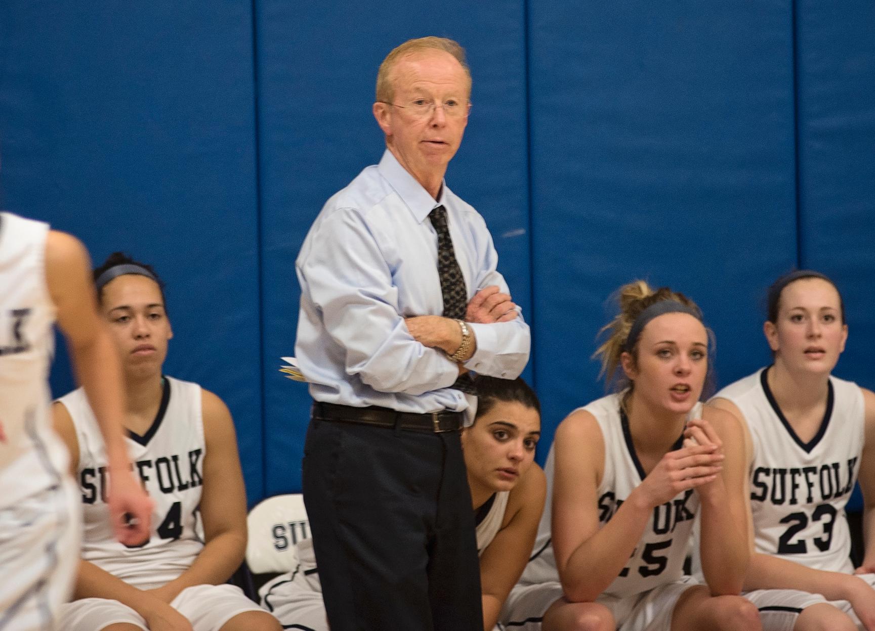 Women’s Basketball Welcomes Lasell Saturday