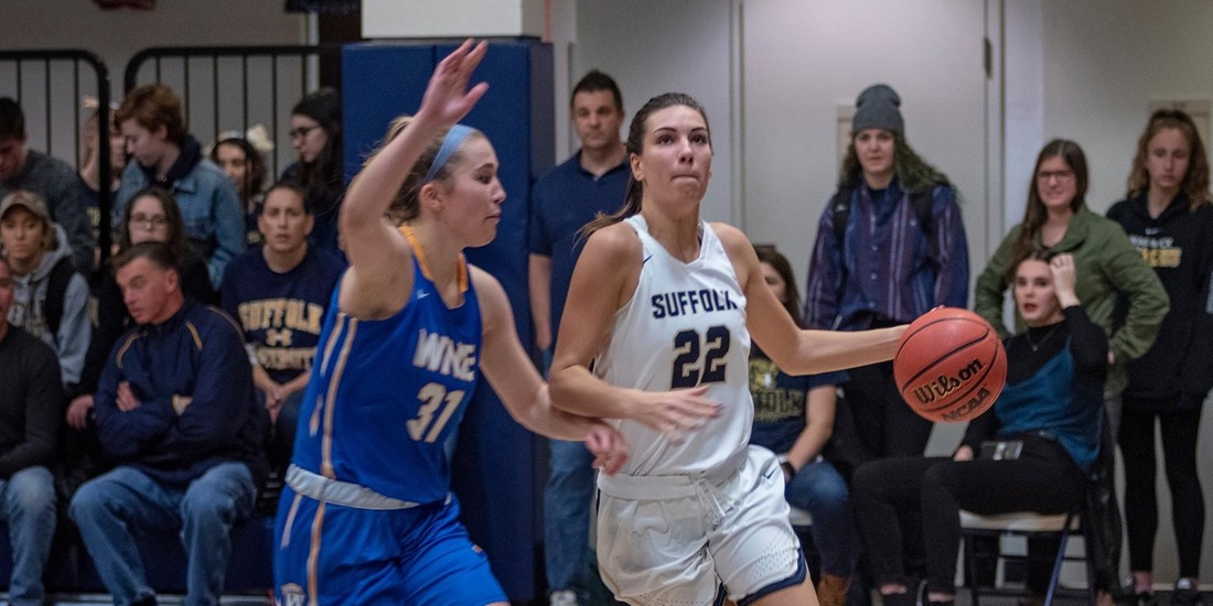 Women’s Basketball Keeps Rolling, Downs Regis, 70-56, for Fifth Straight Win