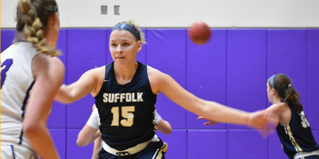 Women’s Basketball Downs Curry, 63-47