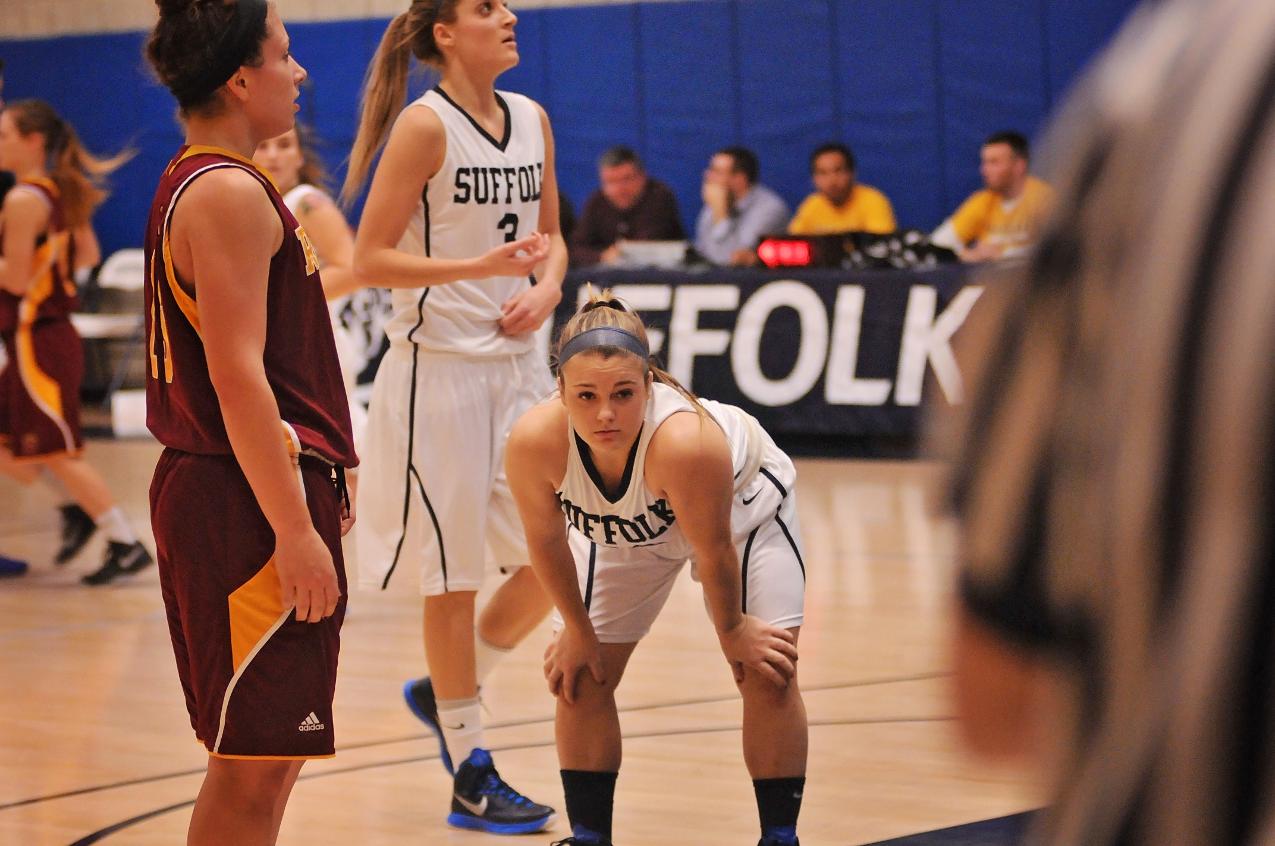 Connecticut College Visits Women’s Basketball Sunday Afternoon