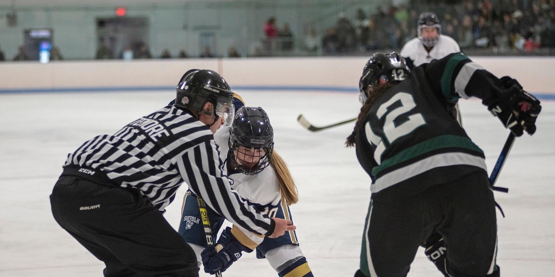 Wesleyan Conquers Women’s Hockey