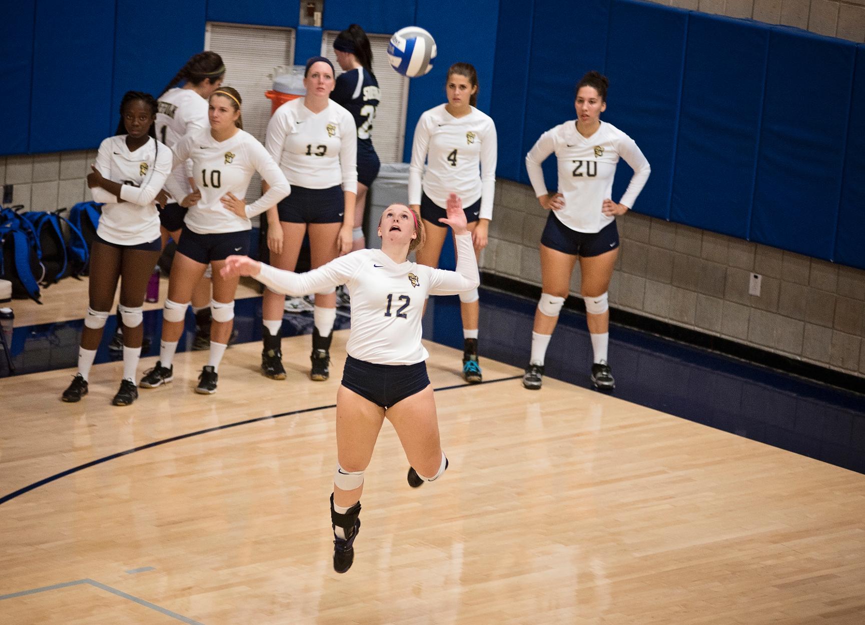 Volleyball Rolls to Fourth Straight Win, Sweeps Eastern Nazarene