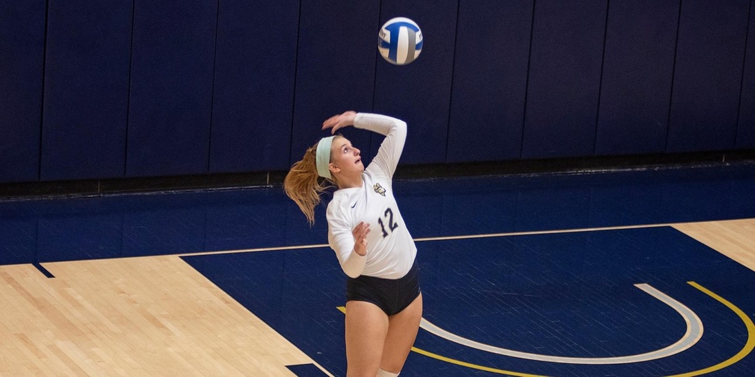 No. 2 Johnson & Wales Ends Volleyball Season in Straight Sets in GNAC Semis