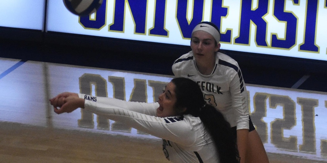 Volleyball Cruises Past Salem State in Straight Sets
