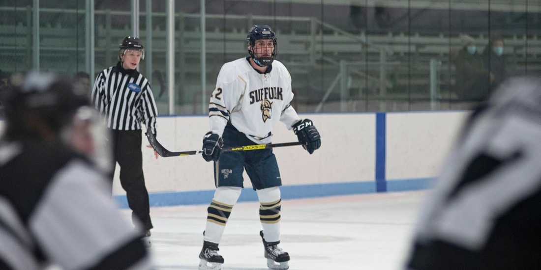 New England College Spoils Men’s Hockey’s Opener, 4-0