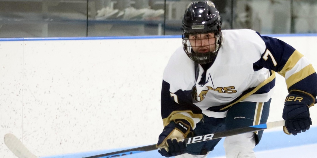 No. 10 Curry Charges Past Men’s Hockey, 6-2