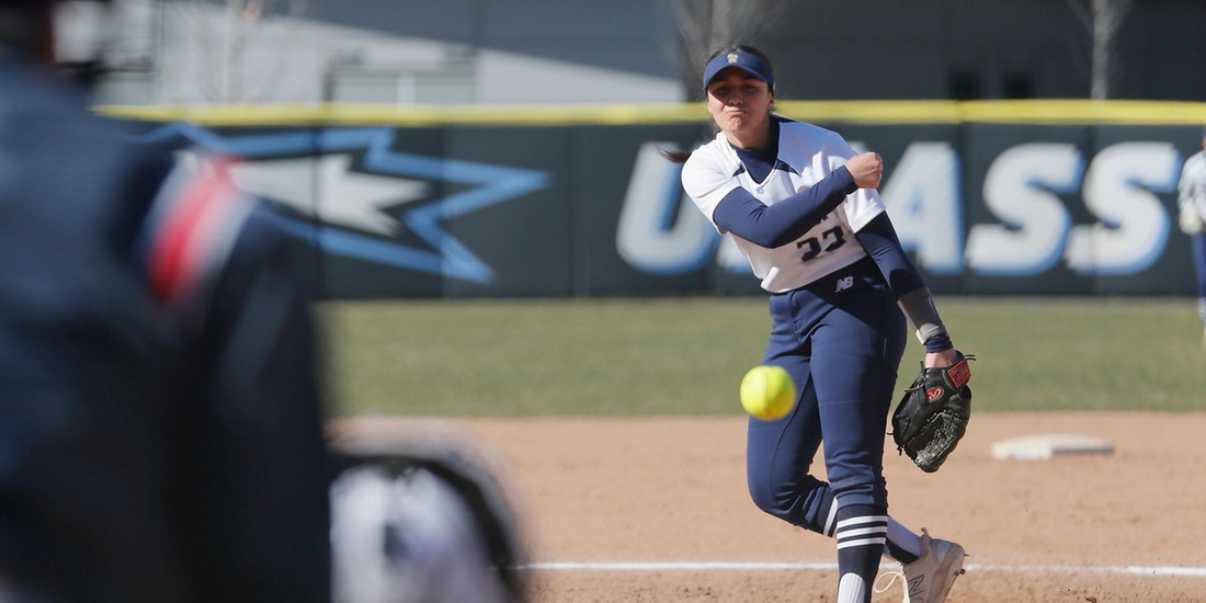 Softball Splits Doubleheader with Curry