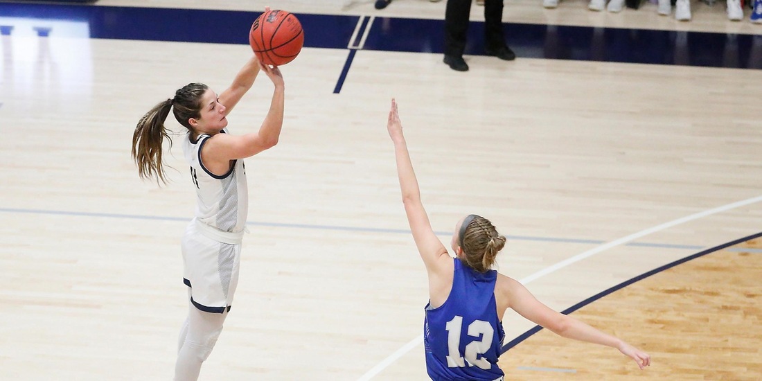 Women’s Basketball Gets by Western New England, 65-55