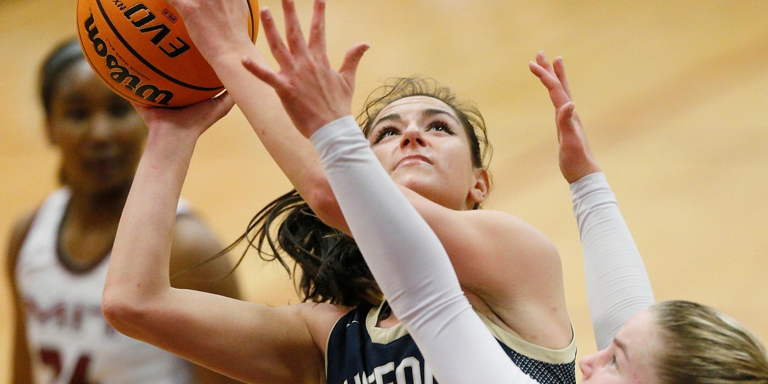 Women’s Basketball Tripped Up at Roger Williams, 68-52