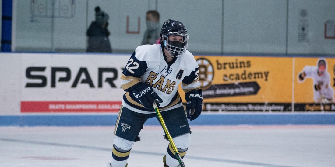 Women’s Hockey Opens Series with Worcester State in Win Column, 4-2