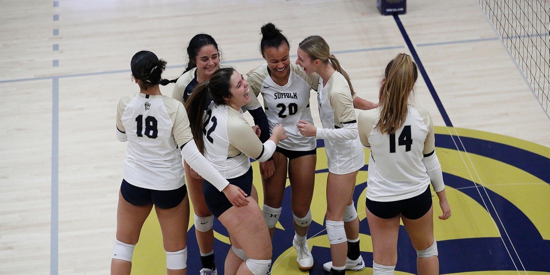Volleyball’s Home Tri-Match Saturday Features Endicott, UMass Boston