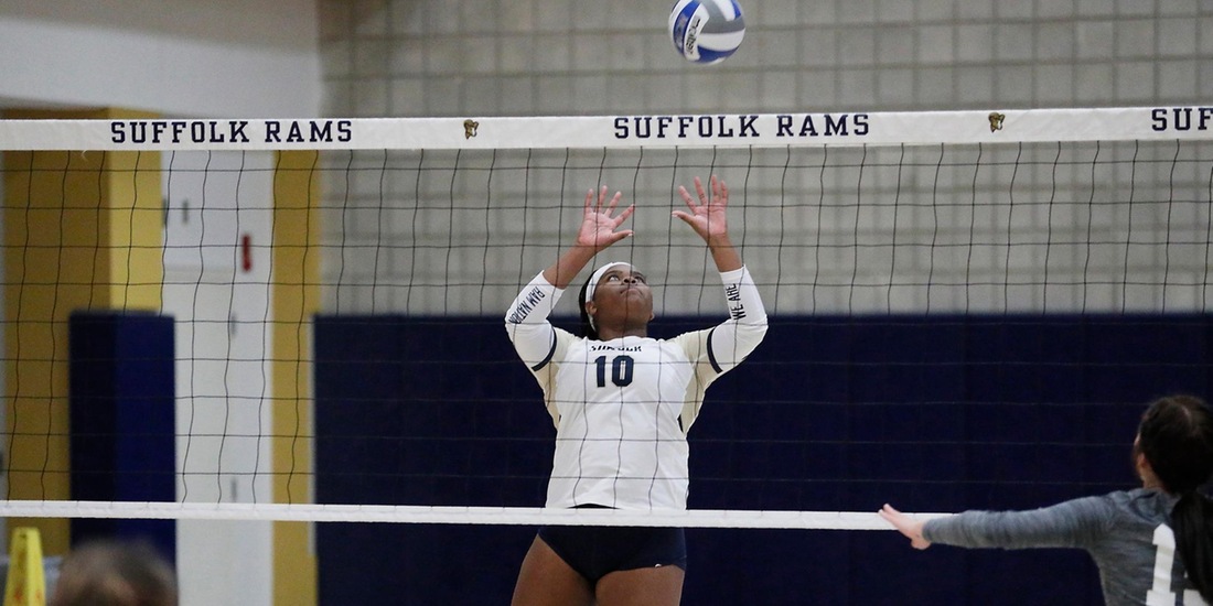 Volleyball Falls to Baldwin Wallace in Straight Sets